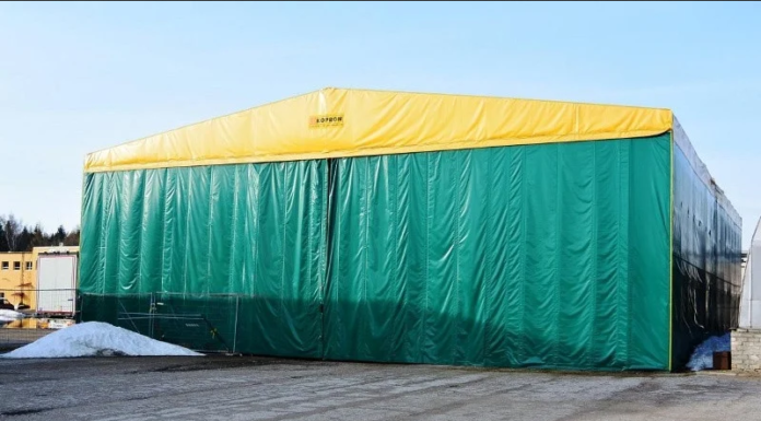 Преимущества тентов из тарпаулина