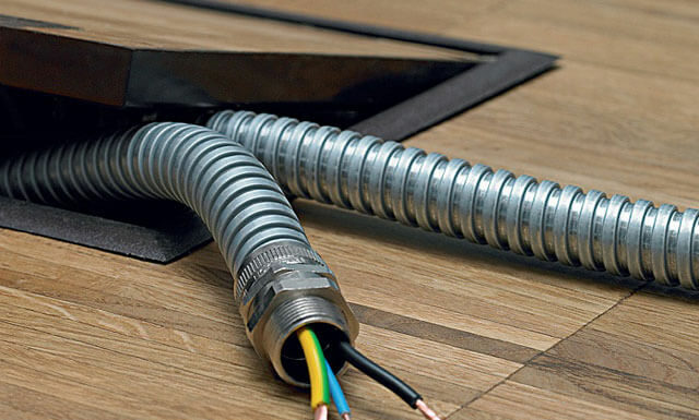 Для чего нужна труба гофрированная