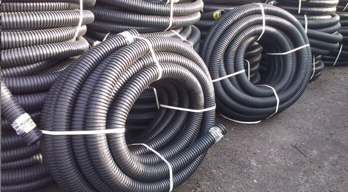 Как выбрать дренажную трубу?