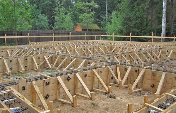 Что такое опалубка и что нужно для ее изготовления