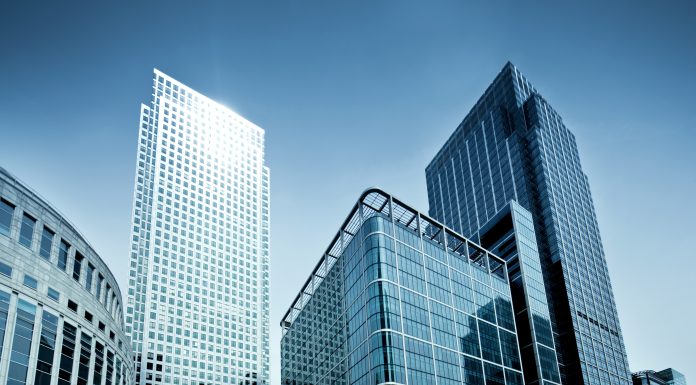 Покупка коммерческой недвижимости может быть довольно сложной задачей