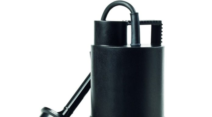 Дренажный насос: разновидности и техника работы с ним