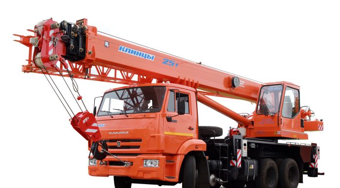 Автокраны: почему аренда выгоднее полноценного приобретения