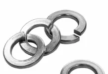 Винты с потайной головкой и пружинные шайбы: особенности, применение и плюсы материалов