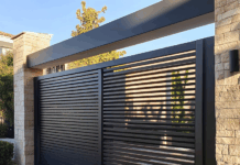 Уход за уличными воротами: продлеваем срок службы