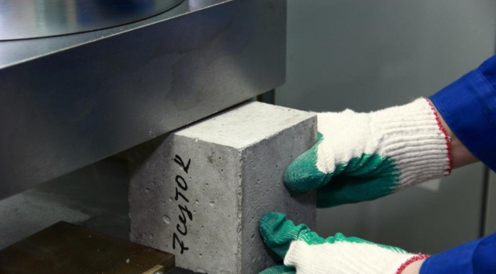 Испытание строительных материалов: контроль качества и надежности конструкций